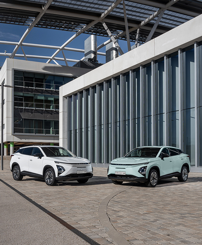 BUGA AUTO - Omoda 5 2 cars industrial exterior